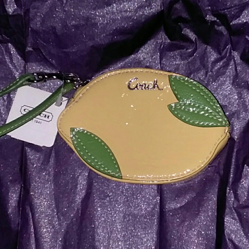 ☇💖☇SALE☇☇NWT COACH Lemon Zip Close Coin Purse 78$
